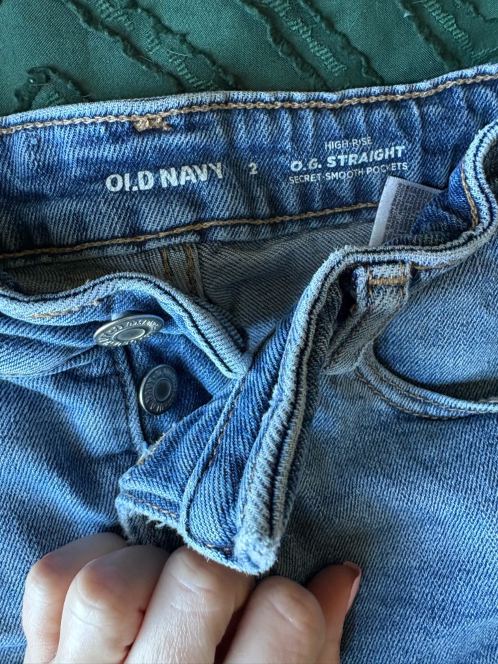 Old Navy Light Blue Cuffed Denim Shorts - Women - Picture 2 of 3